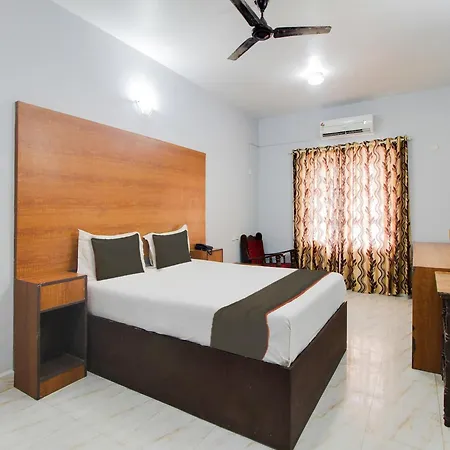 Collection O Maizons Lakeview Resort